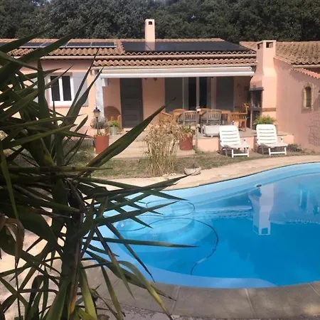 Des Pendudes - Piscine - Proche De Uzes 빌라 *